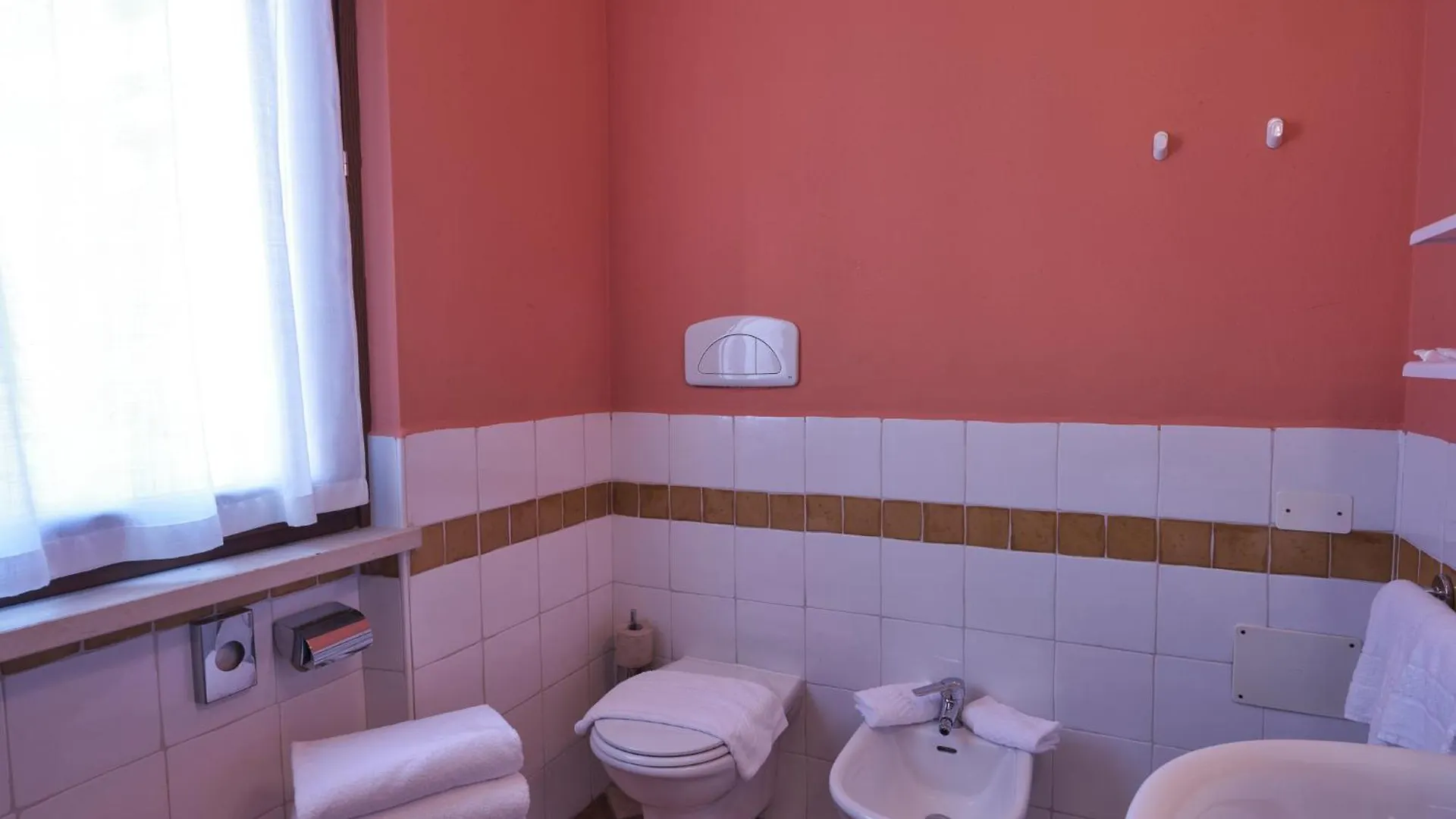 Apartment In Peschiera Del Garda 22083